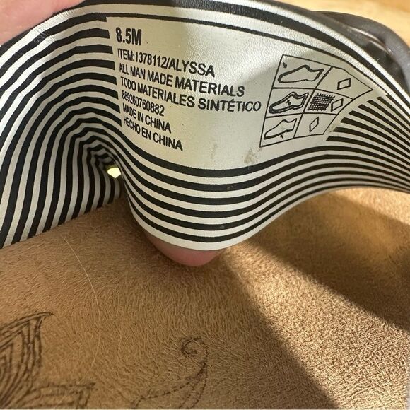 Izod Black Sandals Women’s Size 8.5 - Picture 5 of 6